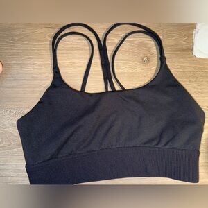 Gently Used P’tula x HB Sports Bra